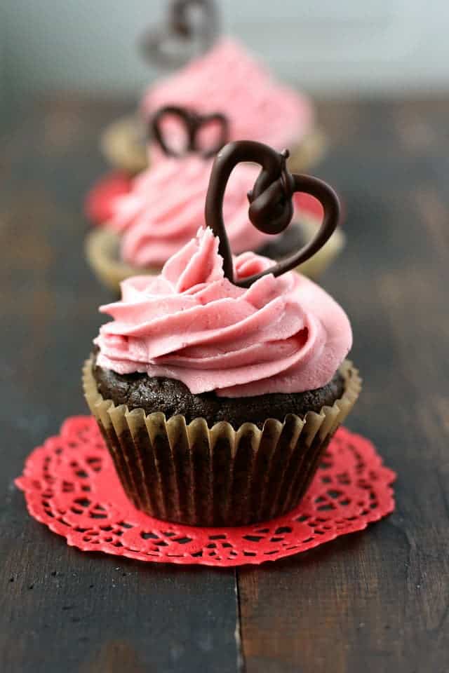 Chocolate Valentine Cupcakes (Gluten Free, Vegan). - The Pretty Bee