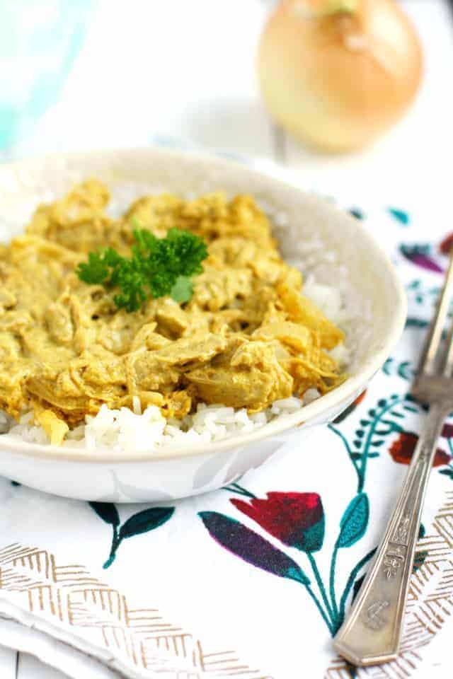 Easy and delicious chicken curry - this is a fast recipe that your family will love!