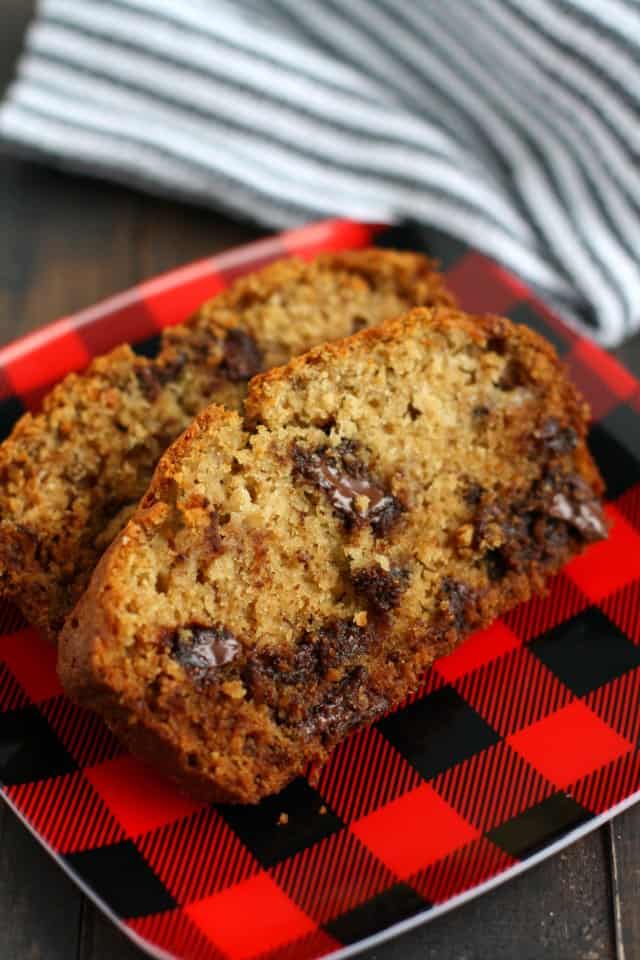 Deliciously easy gluten free banana bread with chocolate chunks.