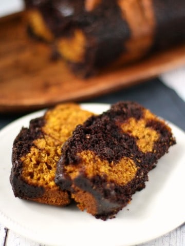vegan chocolate pumpkin loaf cake