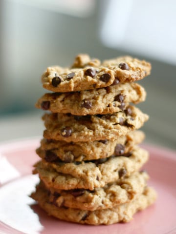 gluten free and vegan peanut butter chocolate chip cookie recipe