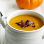 Warm, creamy, flavorful butternut squash soup made with apples and BACON! #fall #soup