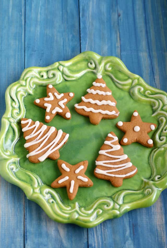 frosted vegan gingerbread cookies