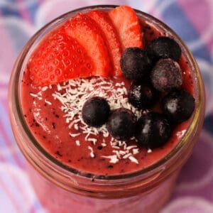 easy berry smoothie
