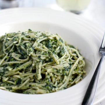 Pasta with a creamy kale sauce. Healthy and delicious comfort food. #kale