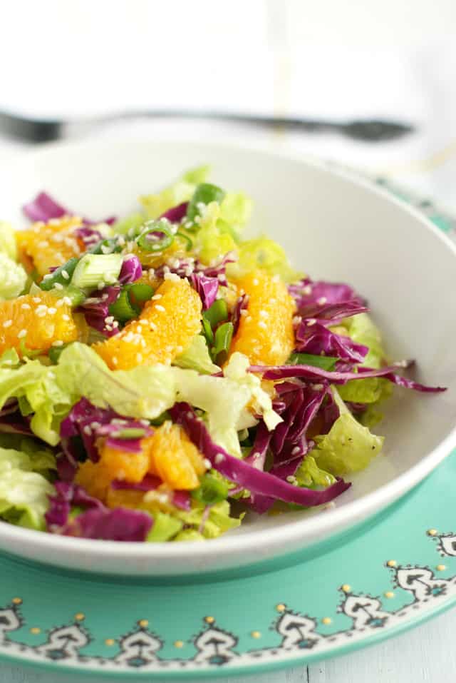 Simple and refreshing orange sesame romaine salad. Colorful and full of flavor!