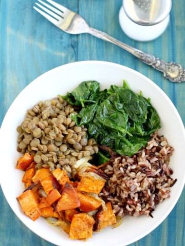 A healthy, filling meal that is full of superfoods! #vegan #glutenfree