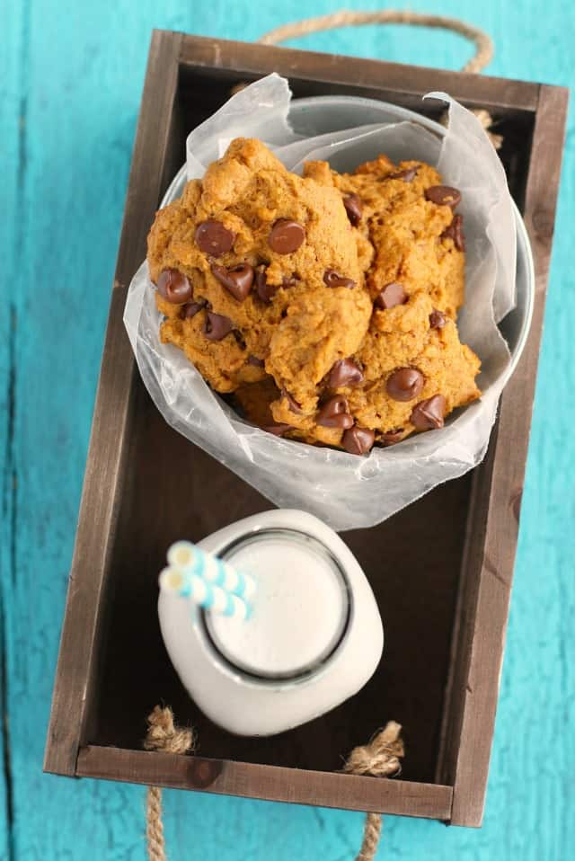 These pumpkin chocolate chip cookies are simply irresistible! Thick and delicious, and loaded with chocolate chips.