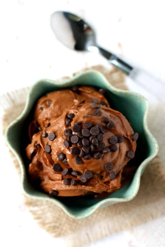 This double chocolate ice cream is dairy free and made without an ice cream maker! An easy and healthy ice cream recipe. 