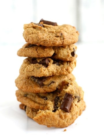 Comparison of store bough gluten free flour blends and a chocolate chip cookie recipe.