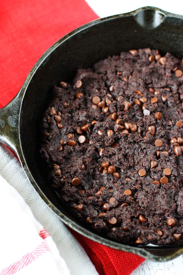 gluten free brownie in cast iron pan