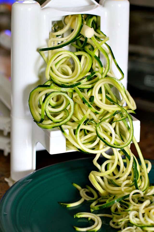 how to make zoodles with a spiralizer