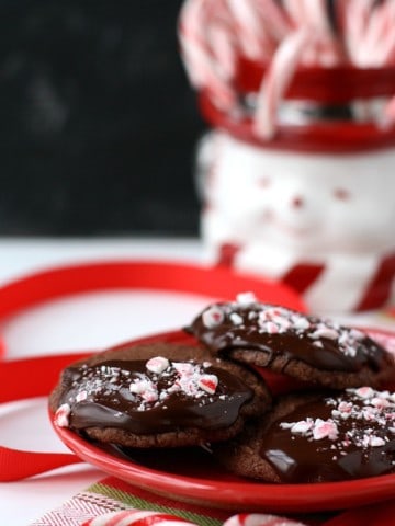 chocolate peppermint shortbread cookies