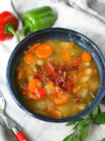 slow cooker bean vegetable soup with bacon