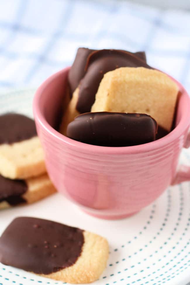 gluten free shortbread cookies in a pink cup