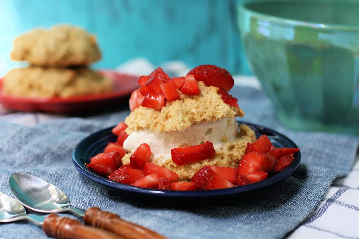 best vegan strawberry shortcake