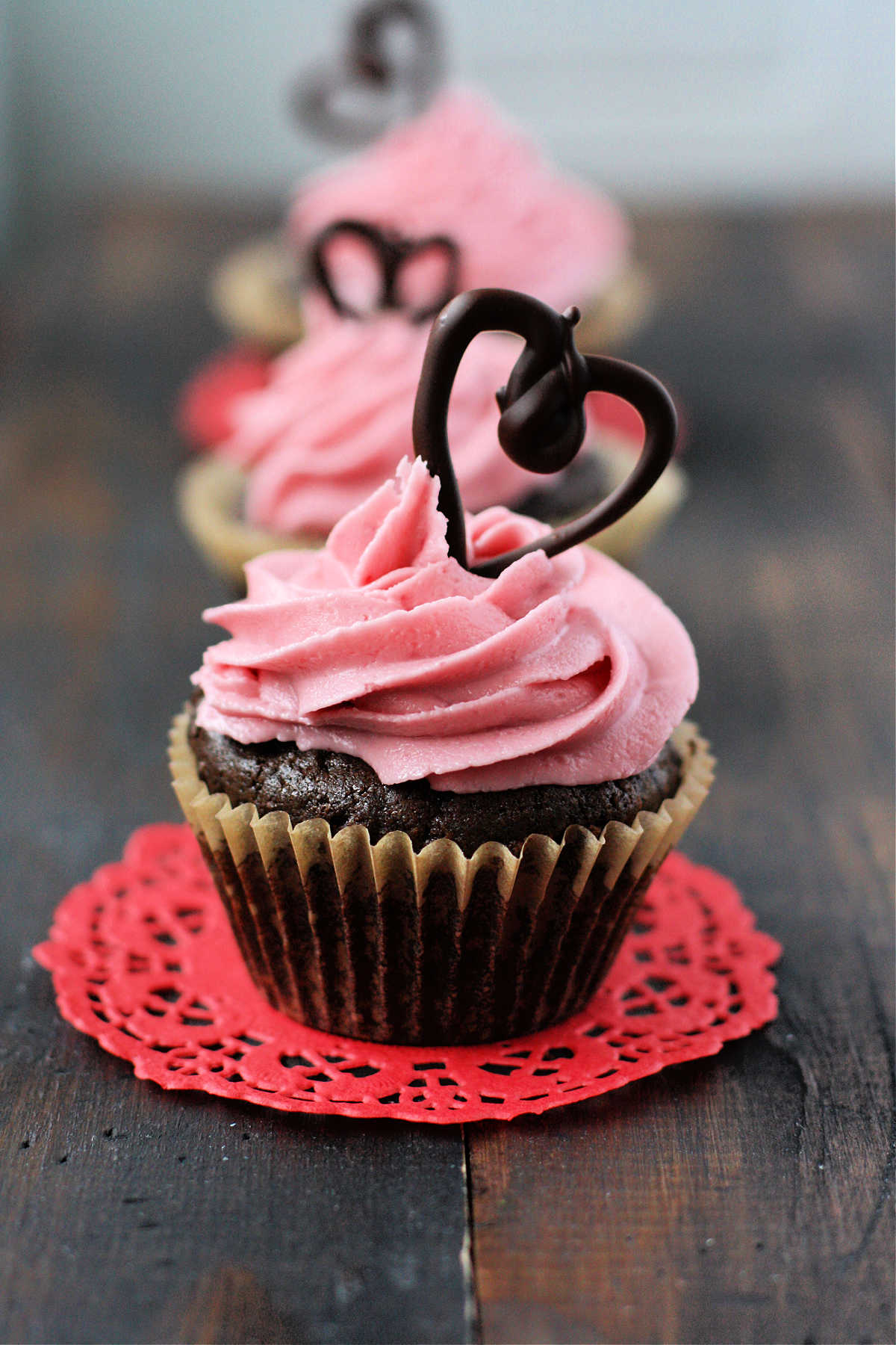 gluten free chocolate valentine cupcakes with pink icing