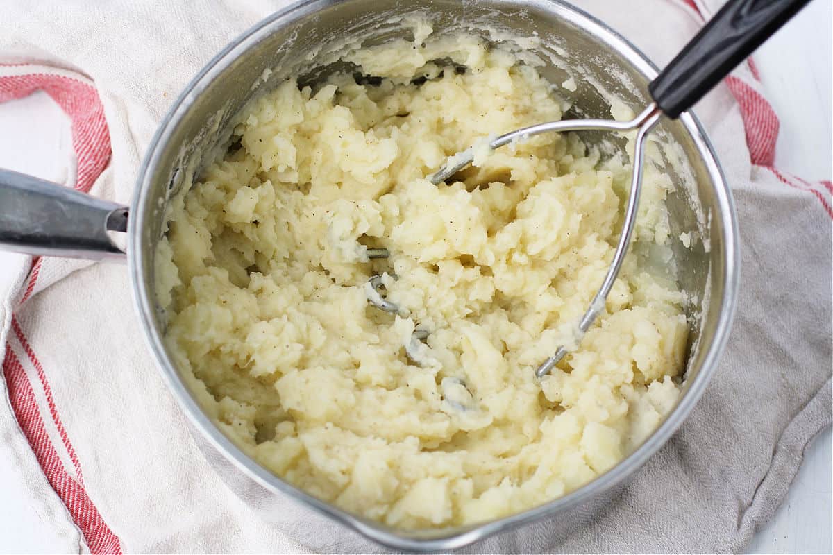 mashed garlic potatoes in a pot