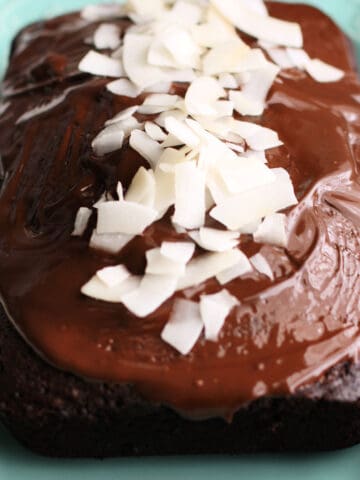 vegan chocolate coconut cake