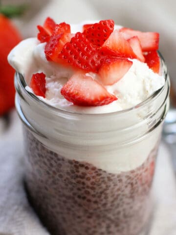 dairy free strawberry chia seed pudding