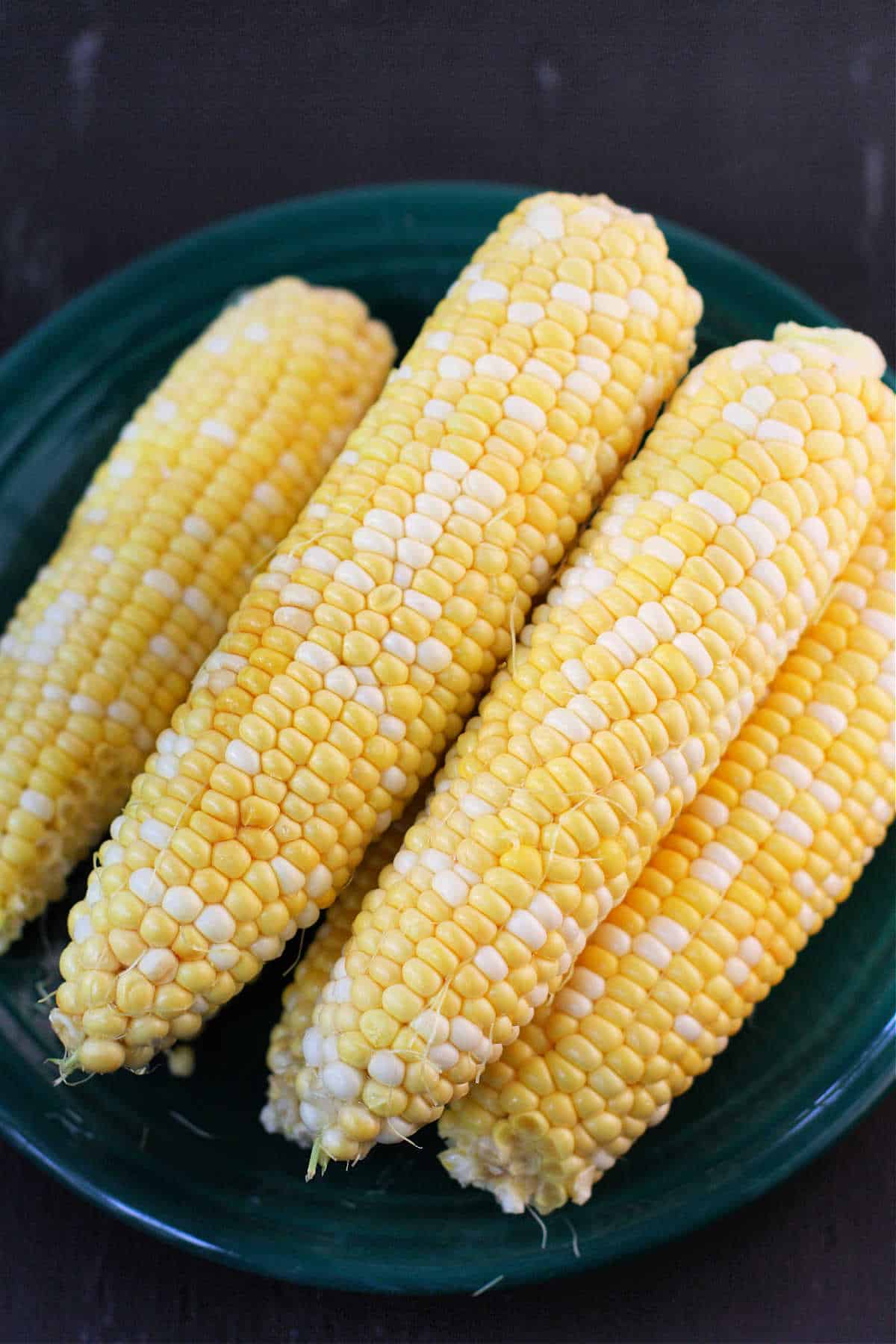 corn on the cob on a plate