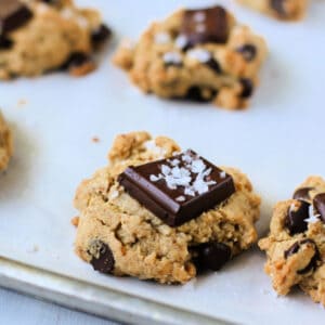 quinoa flour cookies with chocolate chunks