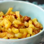 easy vegan garlic roasted potatoes