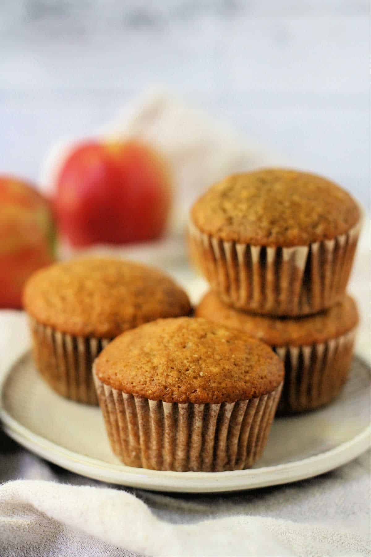fluffy vegan applesauce muffins