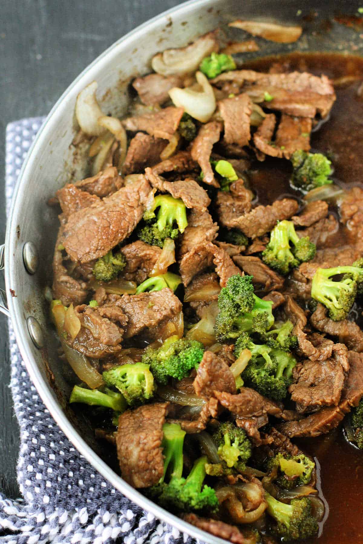 gluten free beef broccoli stir fry in a pan