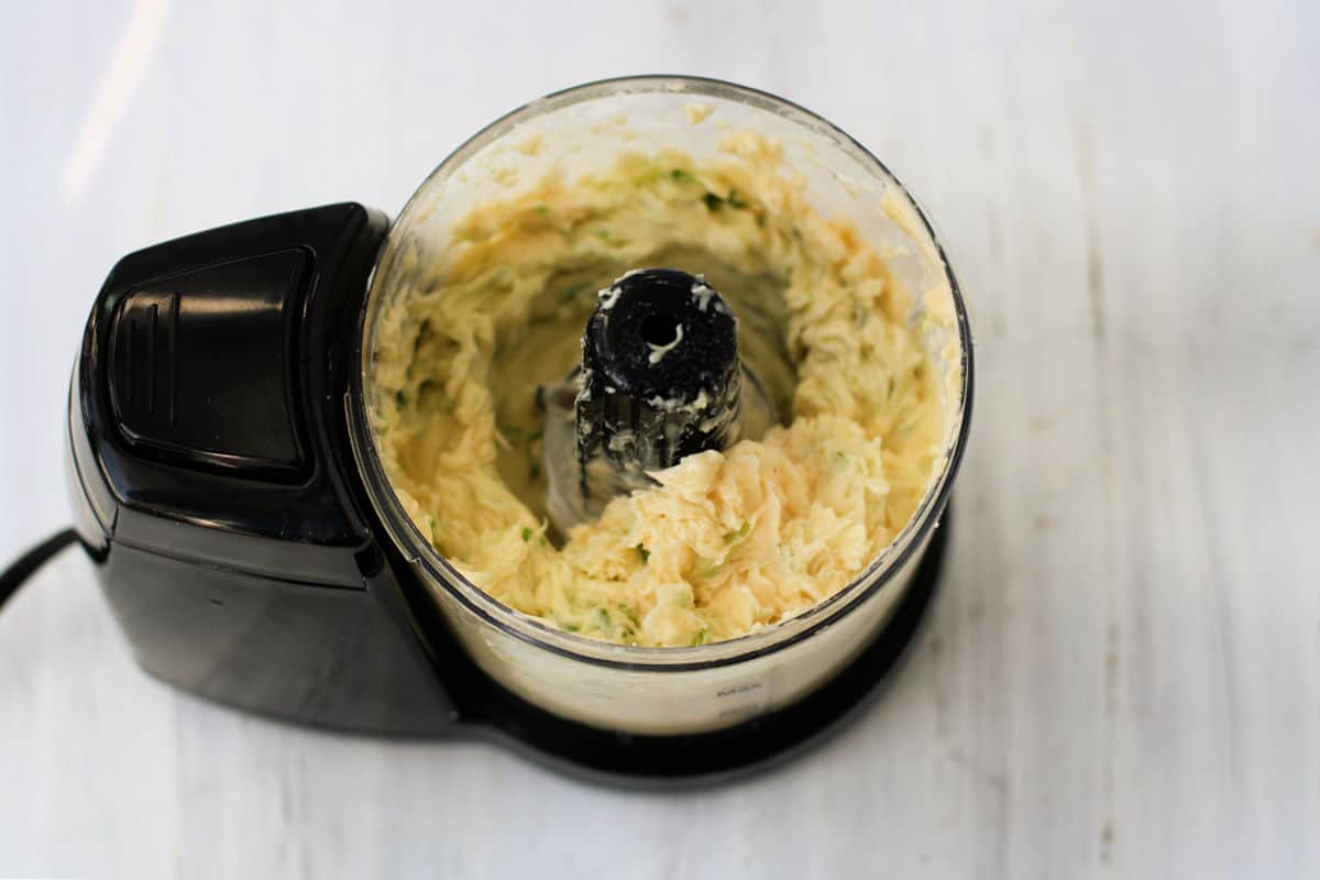garlic butter in food processor