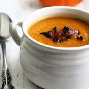 butternut squash apple soup with bacon