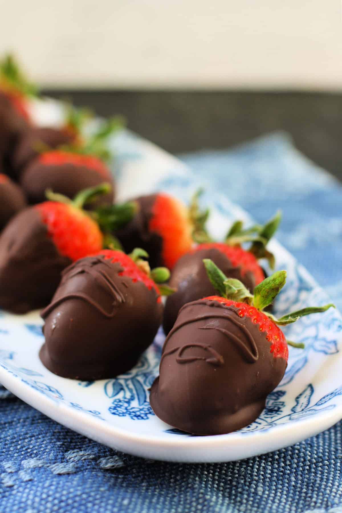 easy dairy free chocolate covered strawberries