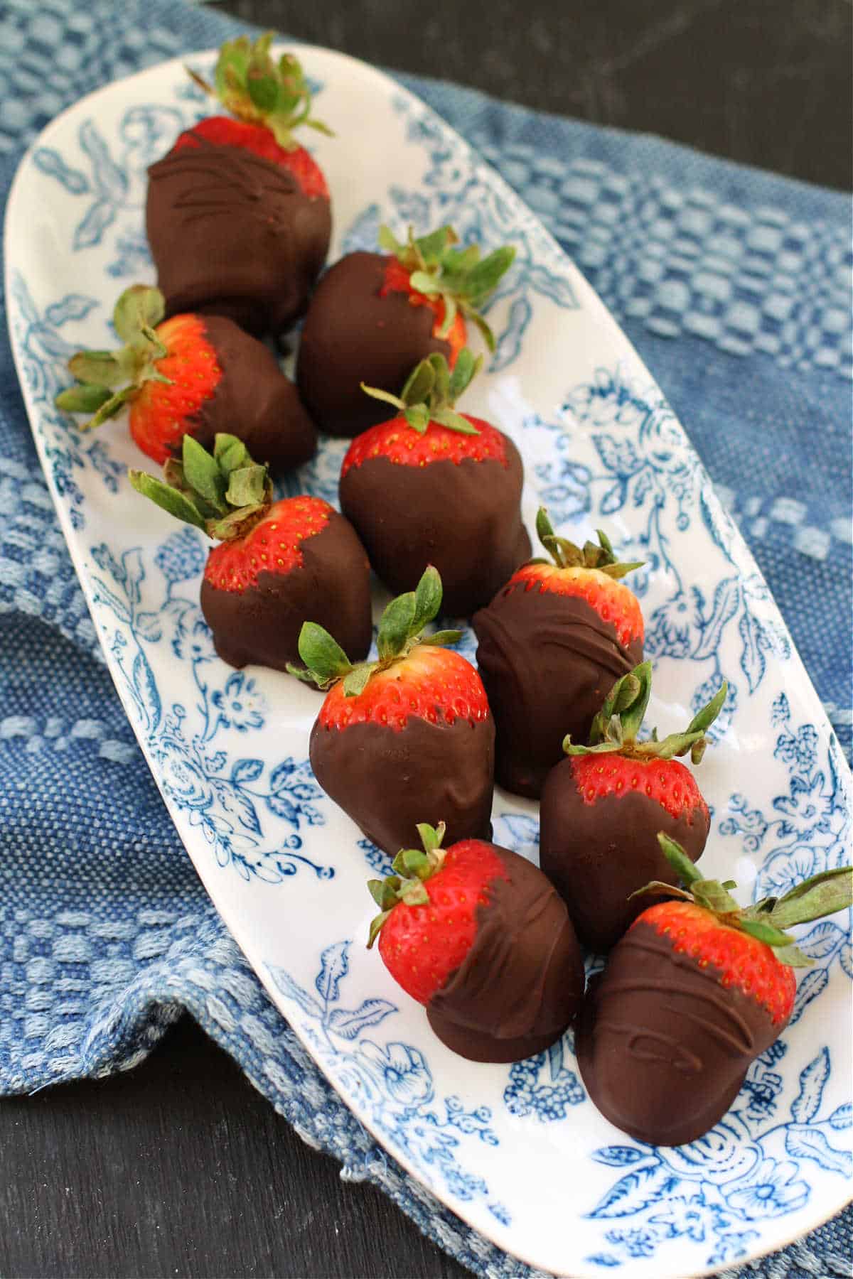 vegan chocolate covered strawberries
