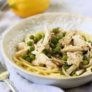lemon pasta with chicken and peas
