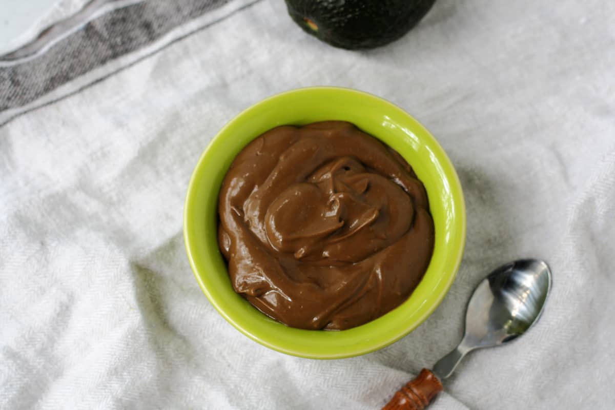blended vegan chocolate avocado pudding
