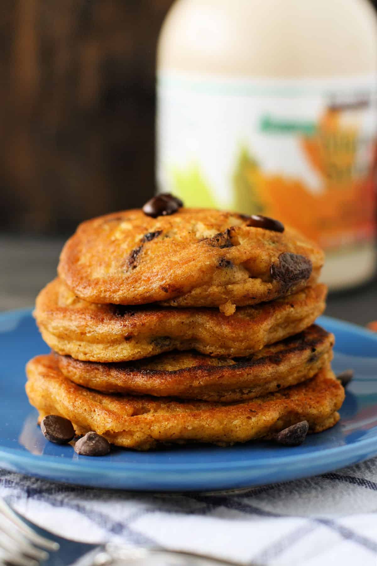 fluffy vegan chocolate chip pumpkin pancakes