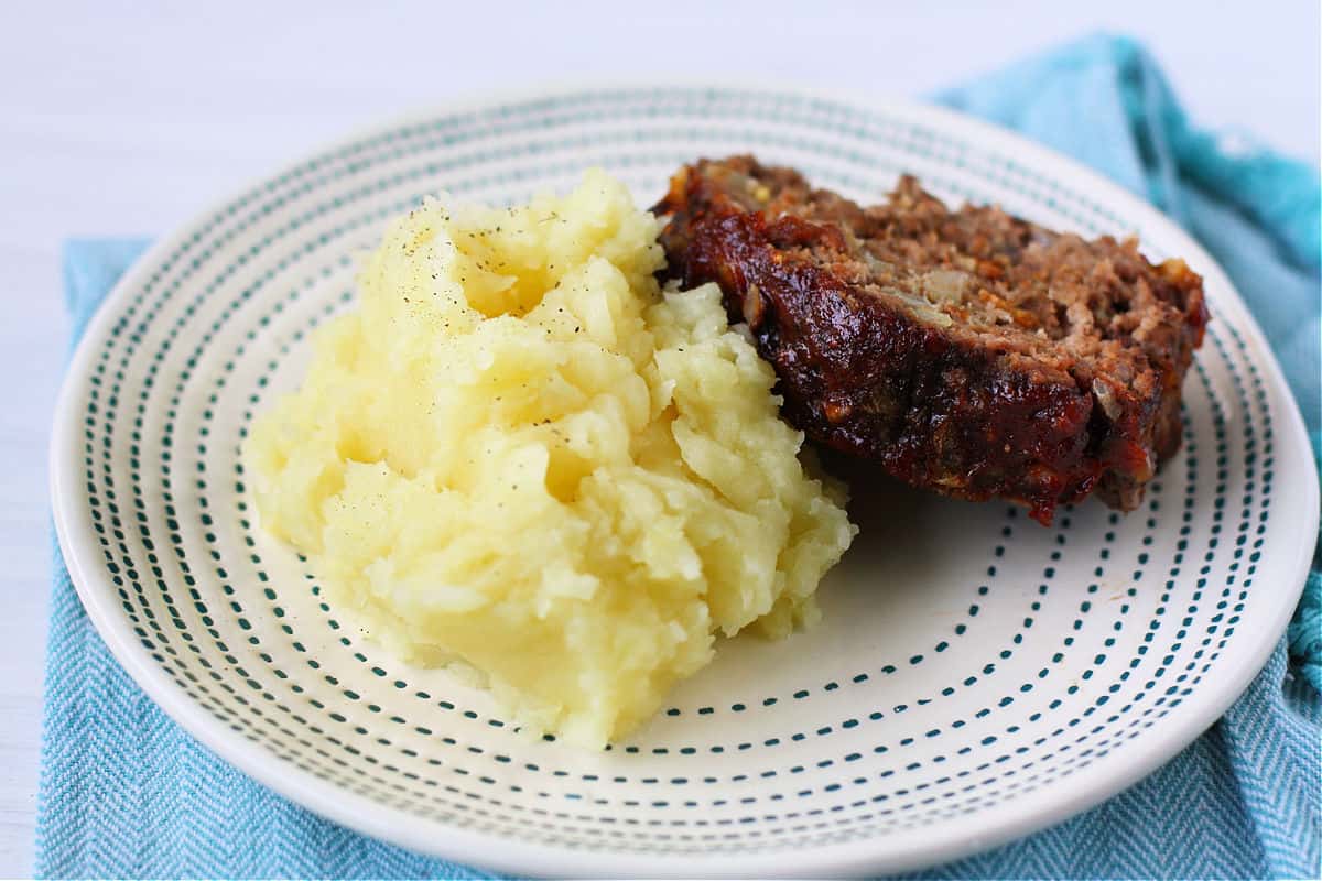 meatloaf and mashed potatoes