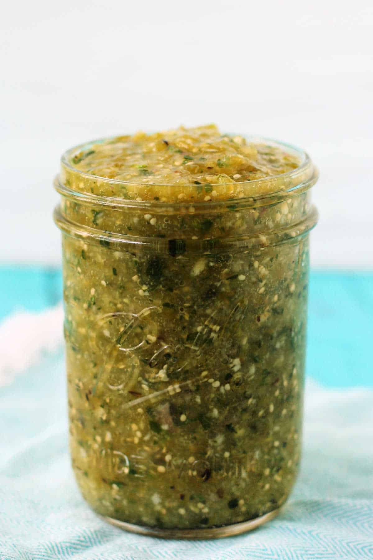 medium mild salsa verde