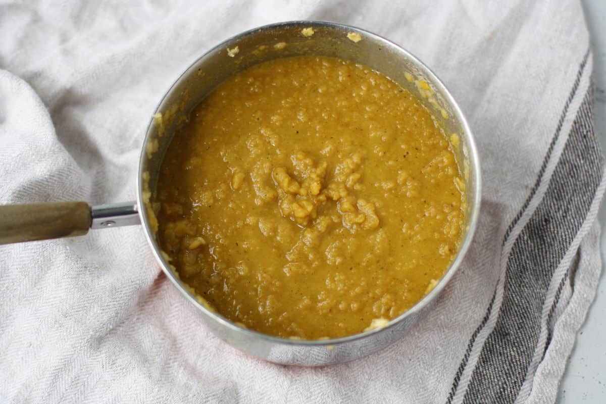 pot of curried lentil dip