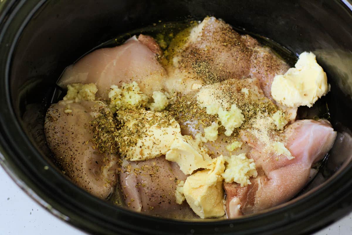 raw chicken thighs in slow cooker