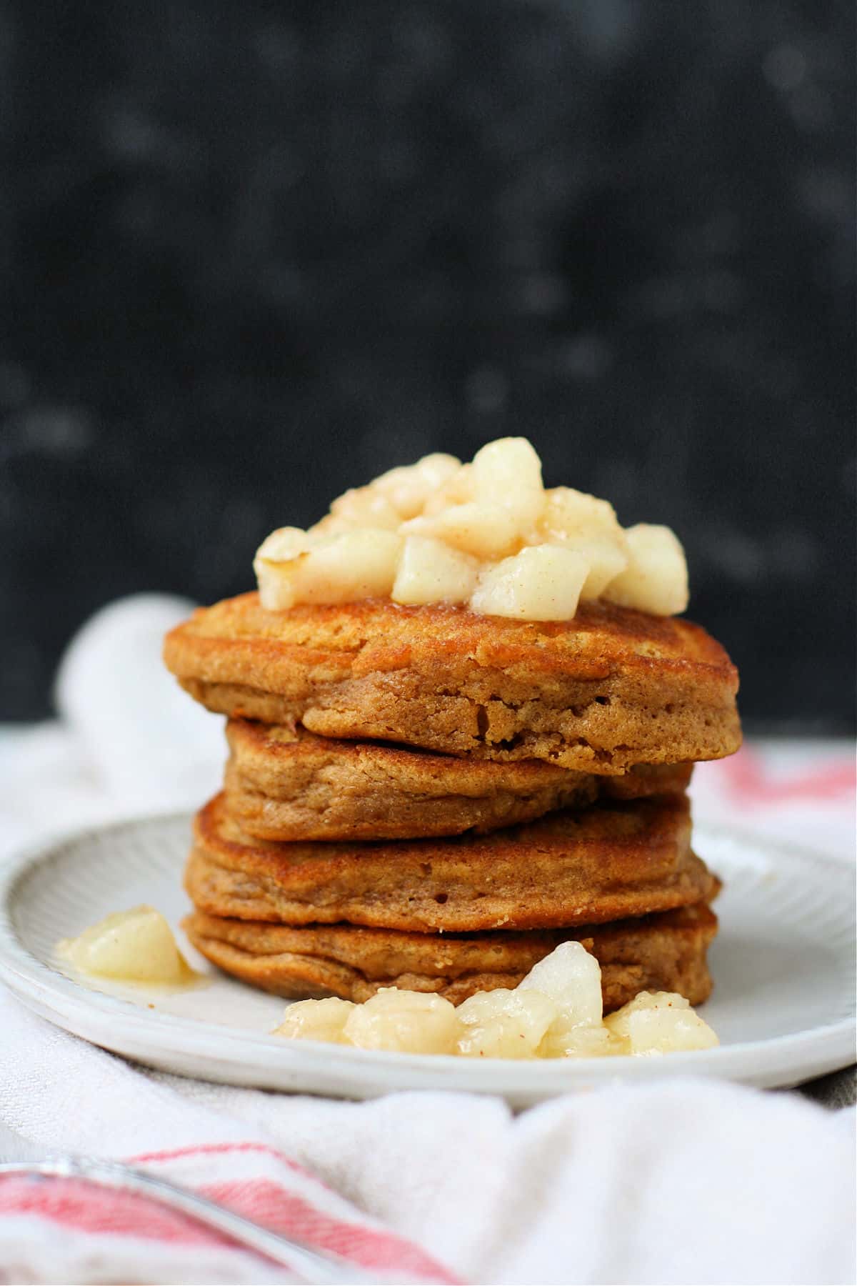 vegan gingerbread pancakes with pears