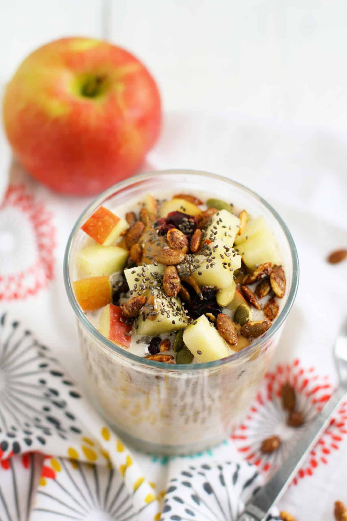 vegan overnight oats with apples