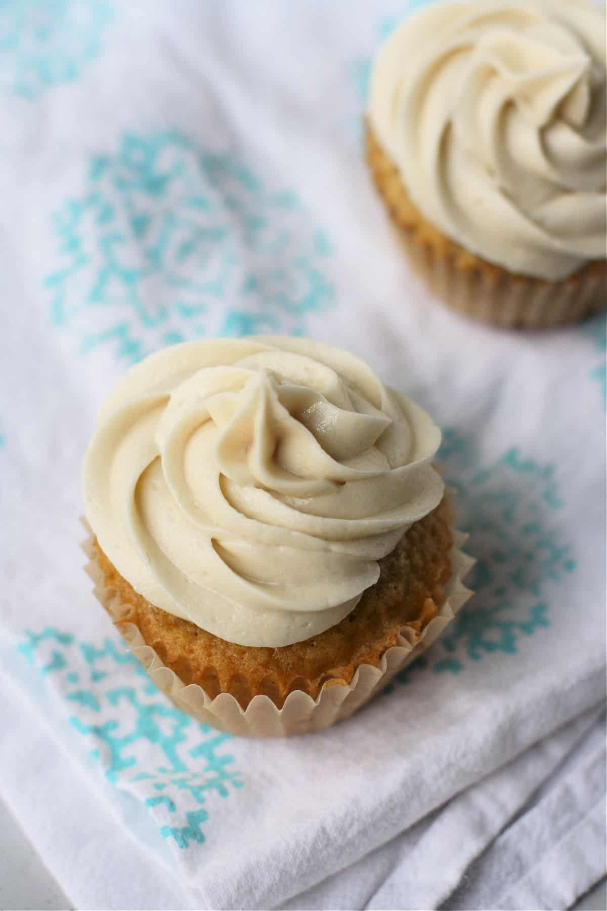 easy vanilla cupcakes