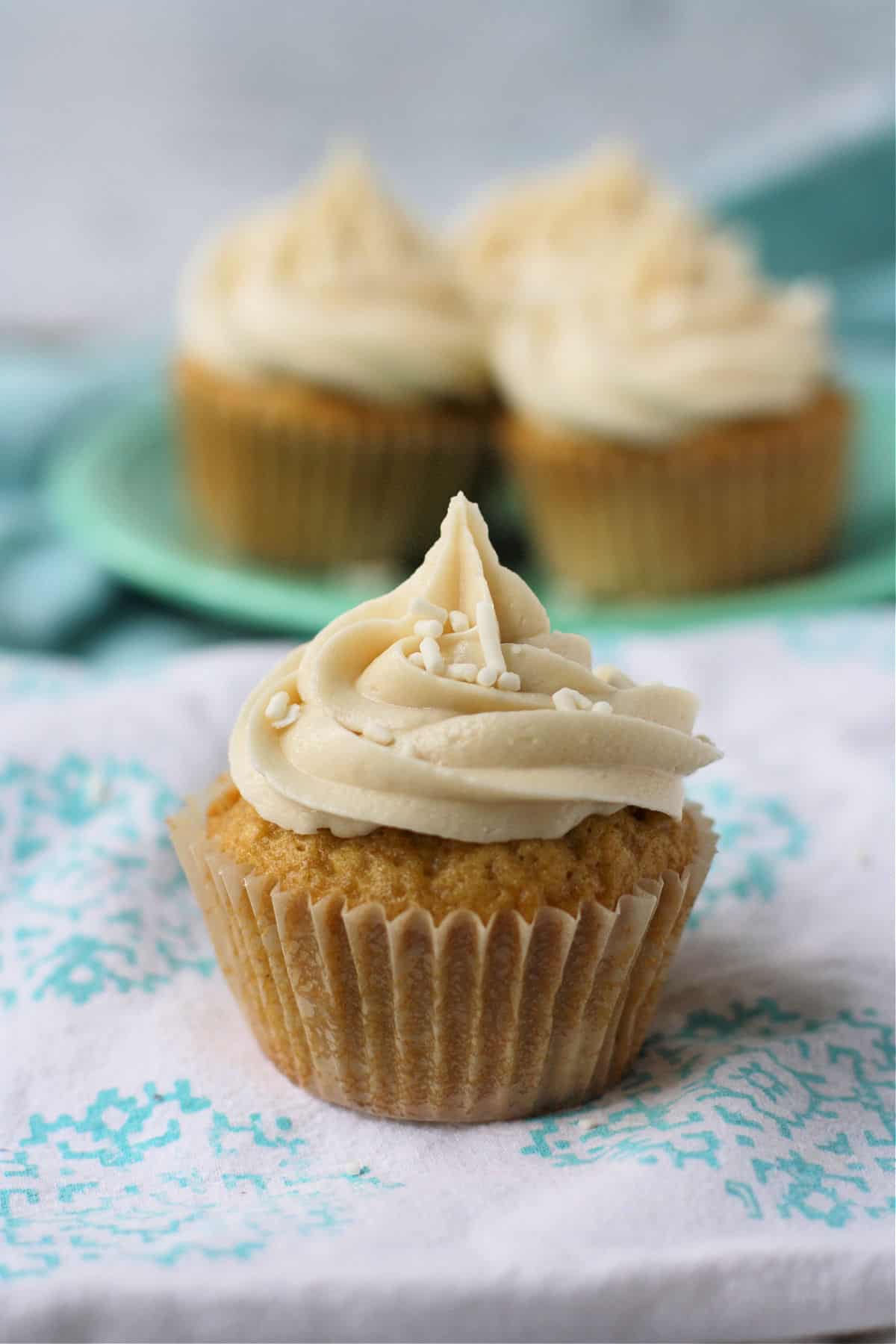 vanilla frosted vegan cupcake