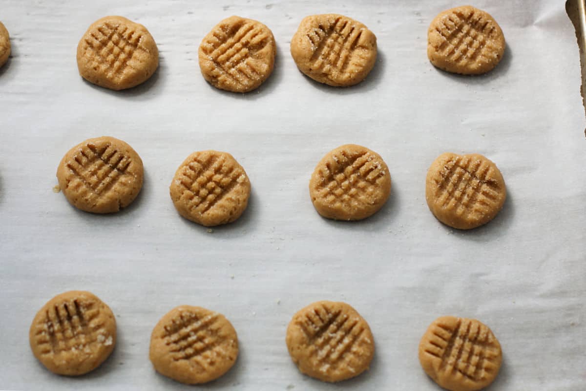 peanut butter cookies before baking