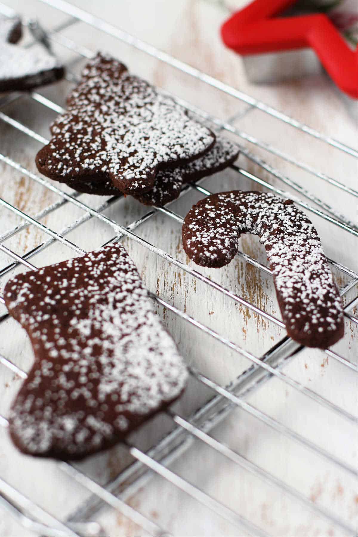 vegan gluten free chocolate sugar cookies on cooling rack