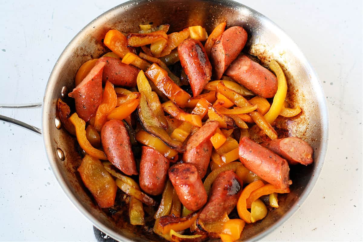 sausages and peppers after cooking