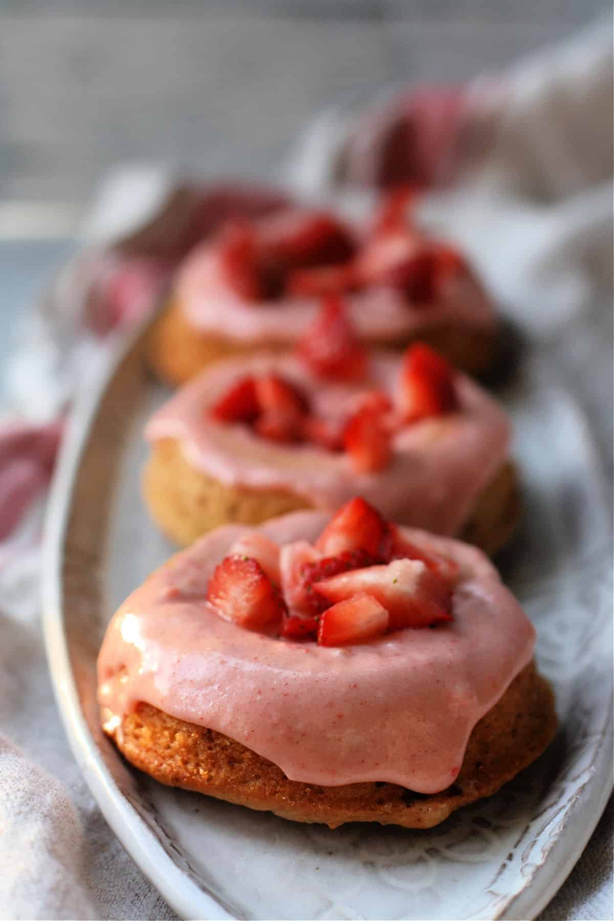 baked vegan strawberry shortcake donuts