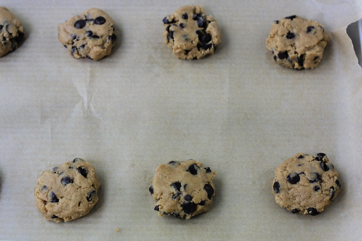 eggless chocolate chip cookies before baking
