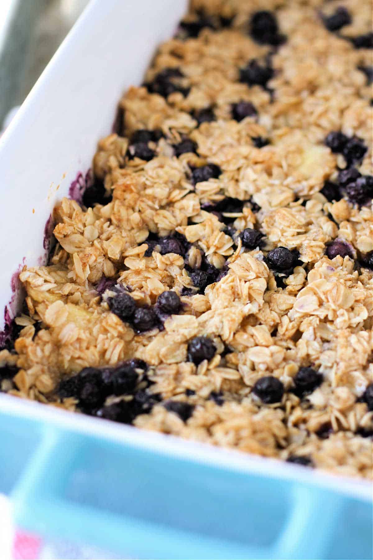 vegan baked oatmeal with blueberries